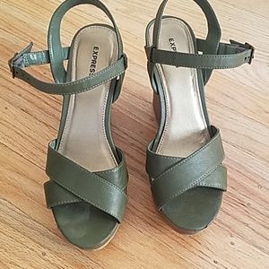 Women's Express Olive Green Strappy Wedges 7